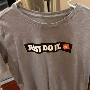 Nike T-Shirt Large/Medium